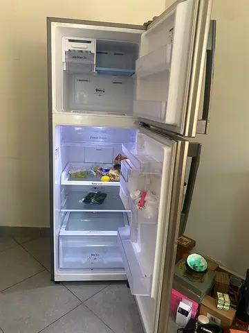 Samsung Top Freezer Refrigerator - Double Door, Good Working Condition