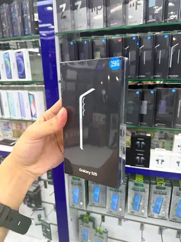 Samsung Galaxy S25 256 Gb Brand New