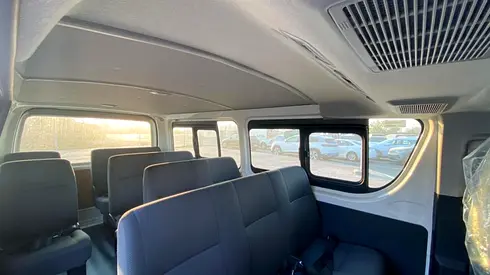 2026 Toyota HIACE 照片 15