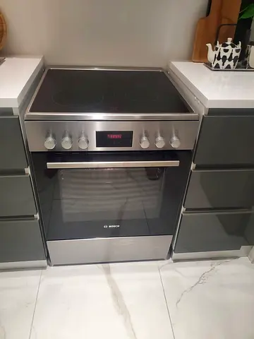 Bosch 60 cm electric cooker for sale
