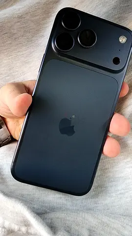 iPhone 17 pro max 256gb blue