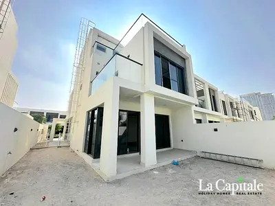 G+2 | BRAND NEW | READY TO MOVE | GOLF COURSE VIEW