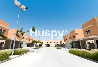 Double Row | Private Garden | Spacious