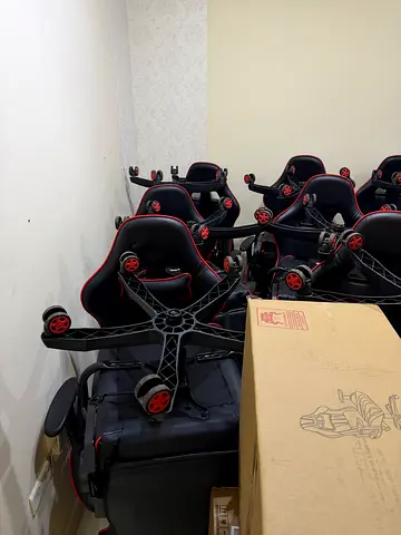 Brand new gaming chairs in sealed boxes - bulk available