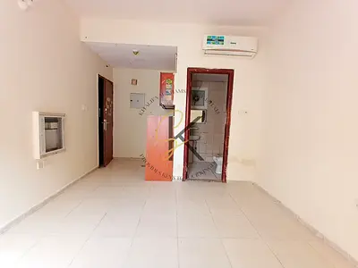 Studio available in Near by Al Medina full Neat and clean room for contact Babar