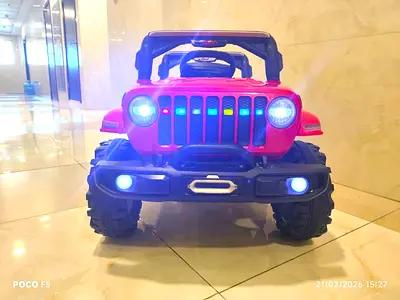 KIDS ELECTRIC CAR (RECHARGEABLE)- EXCELLENT CONDITION