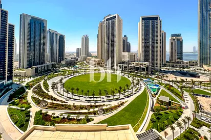 2 bedroom apartment with a park view