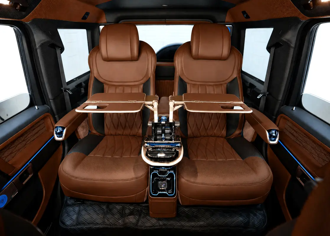 Mercedes-Benz G-Class 2026 — photo 1 of 10