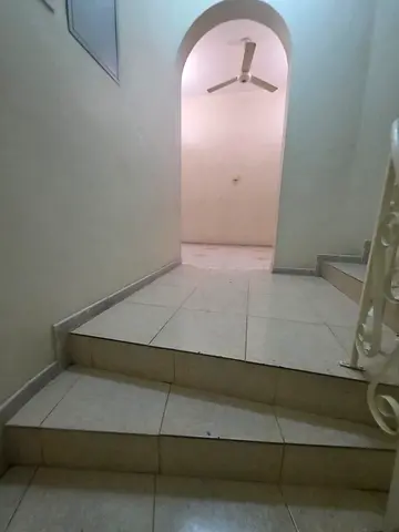 Commercial villa in Rawda 3, suitable for all commercial activities