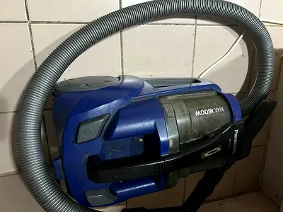 Used Panasonic Canister Vacuum (1600W) - Good Working Condition