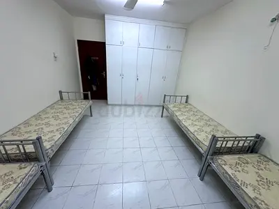 Bed space Available for Executive Male