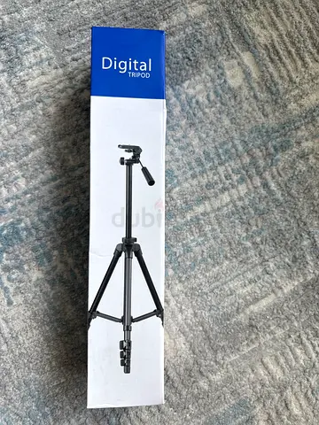 Lightweight Camera Tripod with Pan Head - Compact, Foldable