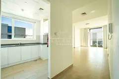 Park view Ready to move in Closed kitchen