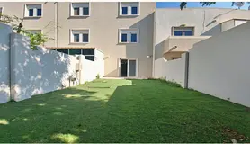 SINGLE ROW 3BR VILLA STUNNING BEST LAYOUT HOT DEAL