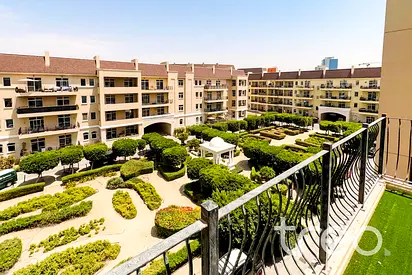 Spacious | Courtyard View | Vacant Now