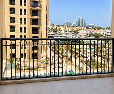 1BR Apartment | Balcony & Pool View | Madinat Jumeirah Living