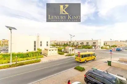 SINGLE ROW 3 Bedroom + Maid Room Villa