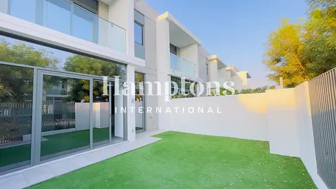 Green Belt |Great Location|Landscaped |Single Raw