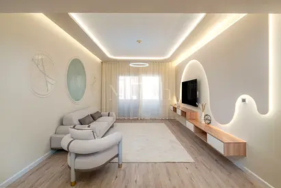 شقة مفروشة بغرفة نوم واحدة | Rose 2 JVC | شرفة وإطلالة على المدينة