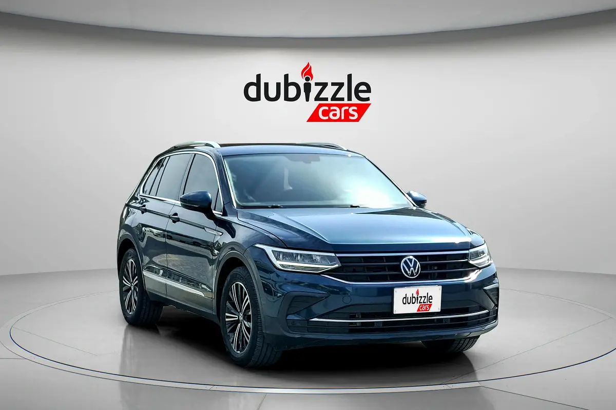 Volkswagen Tiguan 2023 — photo 1 of 14