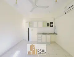 Specious Studio/Open Kitchen/Family Building/Near Fakhar Pakistan Resturtant