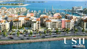 Prestigious 5BR | Seafront | Luxury Apartment