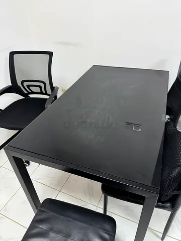 Table and 2chairs