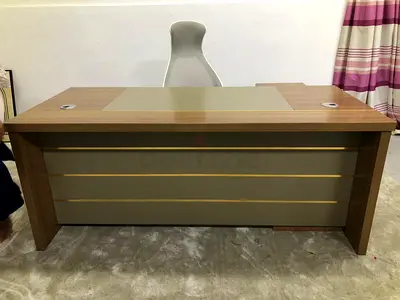 L shape Office table with drawer