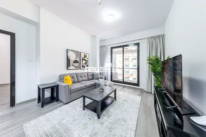 Vacant on Transfer | Turn Key | Immaculate