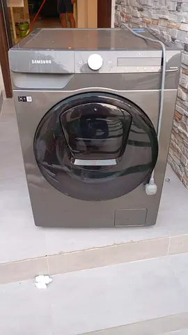 Free delivery Samsung Front Load 10.5 kg Washing Machine door in door- Good Working Condition