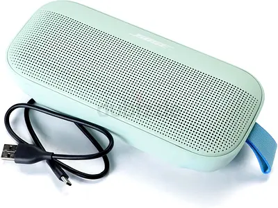 BOSE soundlink flex II 2 Alpine Sage with case