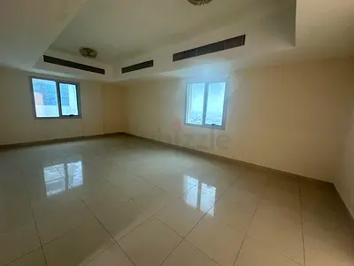 NO COMMISSION - Spacious Room ready to move with 3 bathroom and 2 kitchen + 2 Dining hall