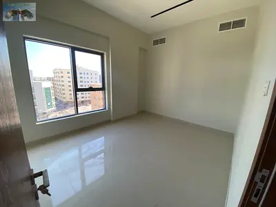 Very nice apartment, first tenant, in an excellent location, close to all services, with central AC and easy access to Dubai and Sharjah.