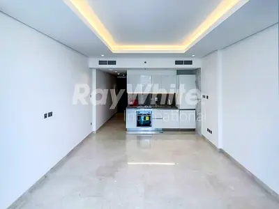 Furnished | Spacious Unit | Modern Design