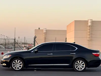 Lexus LS 460 2009, American Specs