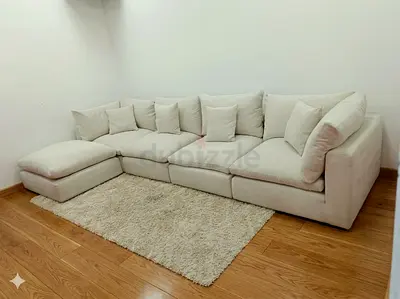 Brand New condition great condition the one brand cloud sofa