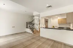 Single Row | Scenic Park Lake View | Vacant