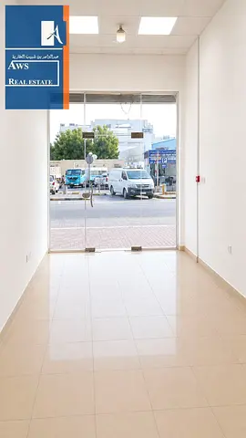 Road Facing Shop in Excellent Business Location