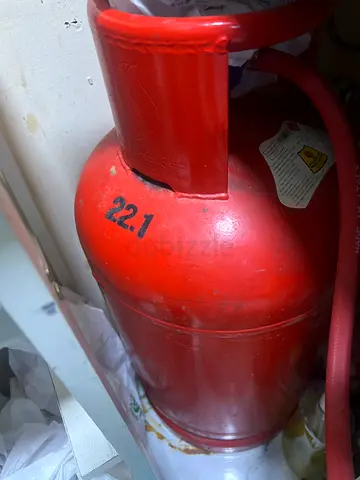 Gas cylinder  with regulator