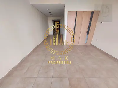 Large Studio | Canal Residence | 685 Sq. Ft. | Unfurnished | Prime Location ✨