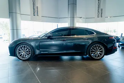 صورة 4 لـ 2025 Porsche PANAMERA