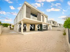 Large Corner Plot | Negotiable