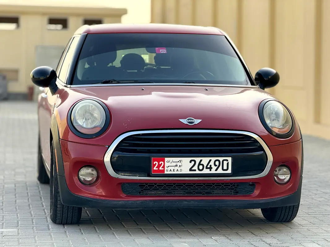 MINI Cooper 2016 — photo 1 of 9