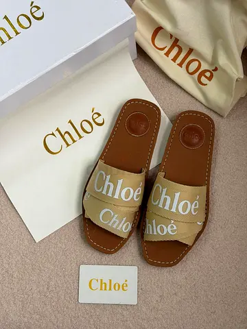 Chloe women sandal 👡