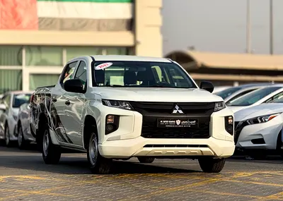 Mitsubishi L200 2.4 L 2WD 2023 GCC accident-free in excellent condition 790 P.M