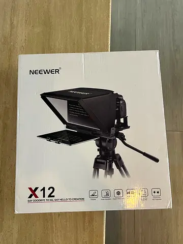 Neewer X12 Teleprompter
