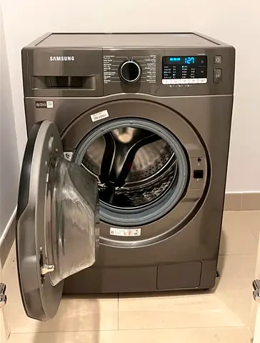Least model LG washing machine 8kg washer