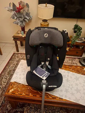 Maxi cosi titan pro i-size