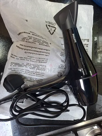 Philips Advanced Drycare Pro Hairdryer, 2200 W, Black