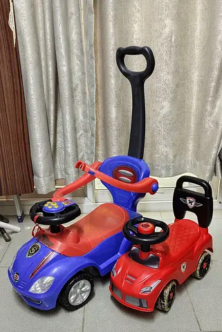 Toys / cars